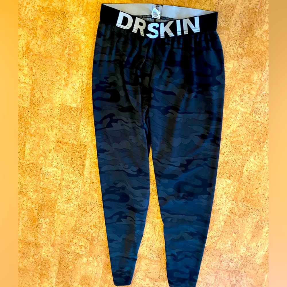 Men’s layer pants drskin camo size L
